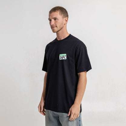 Remera My Name Is Black