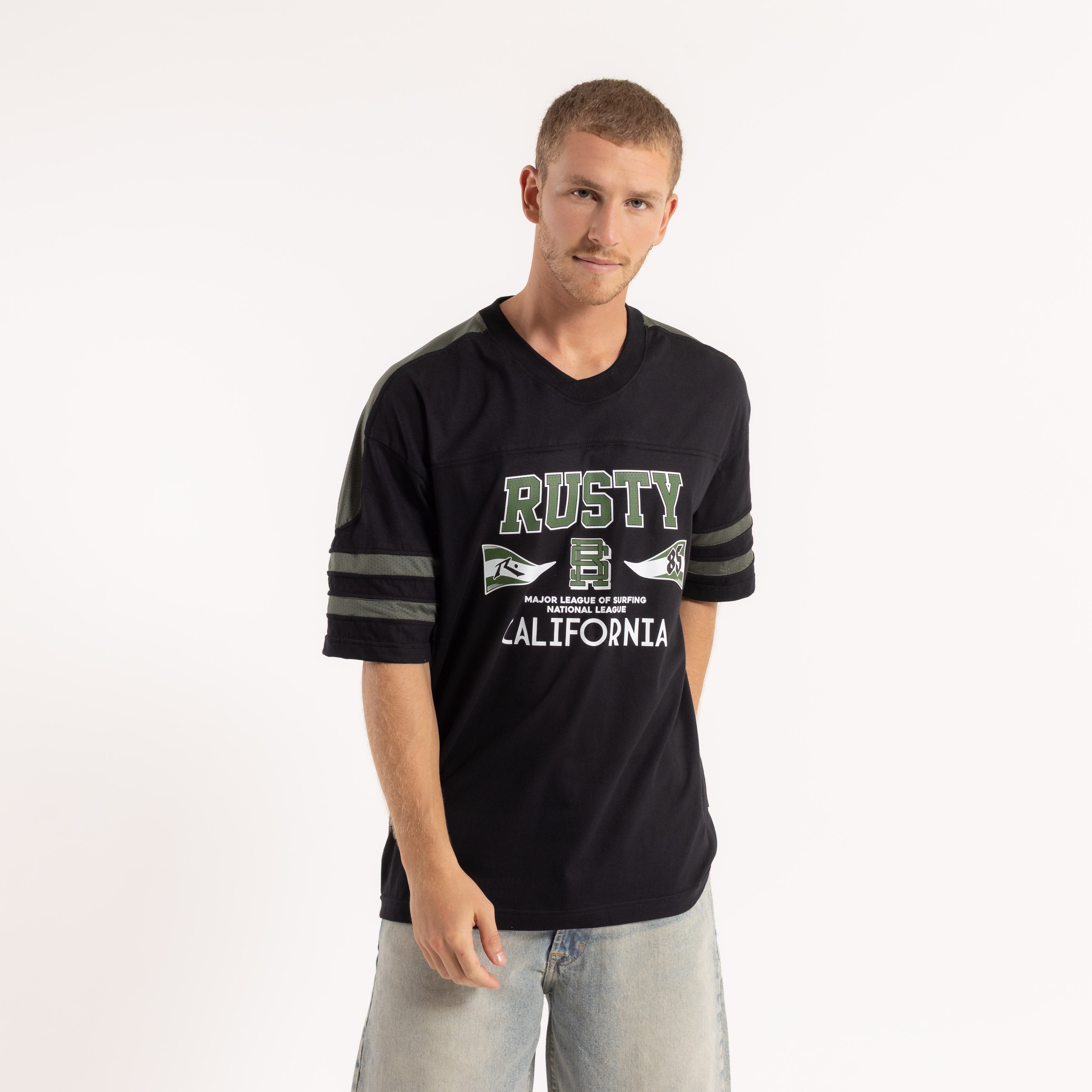 Remera New Makenz Black