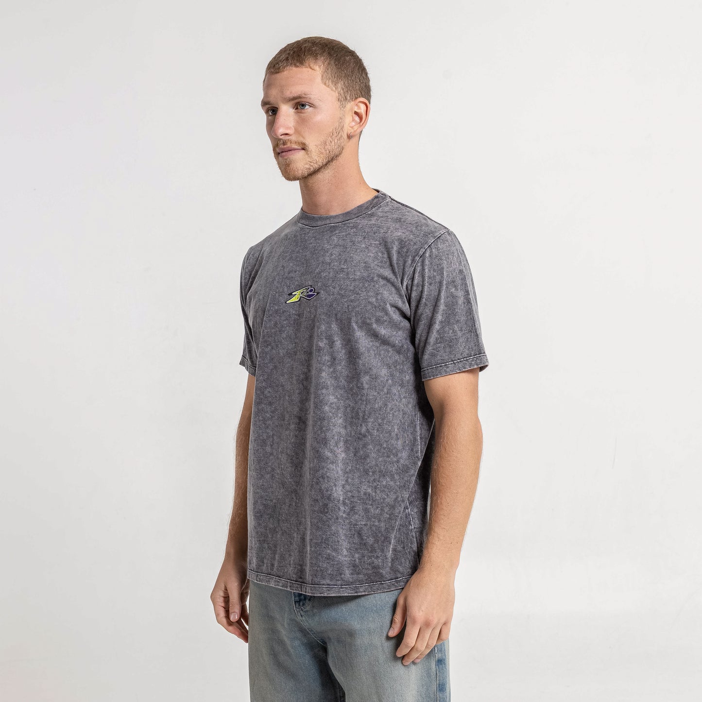 Remera Surf Frames Process Black