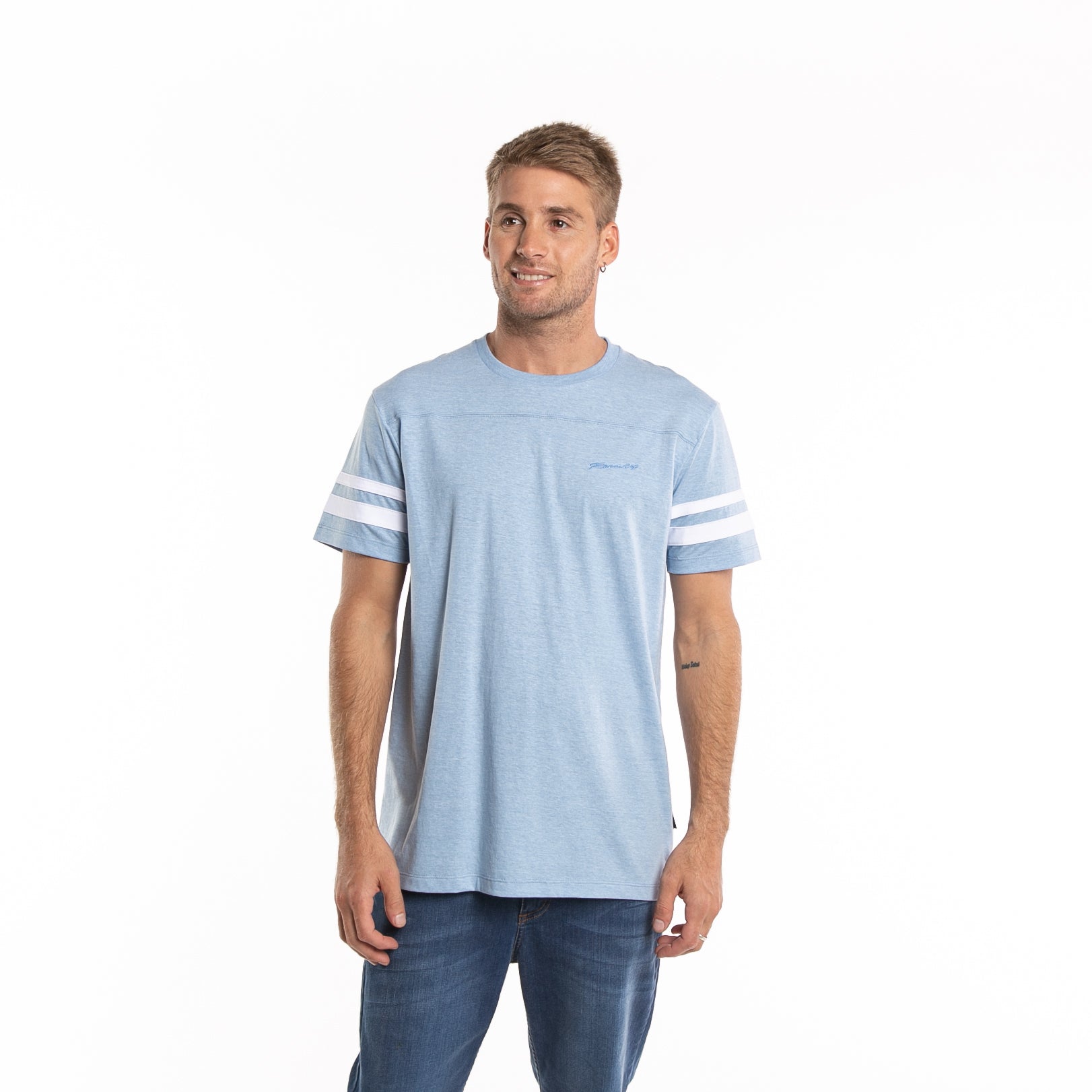 Remera Mc Walking Light Blue