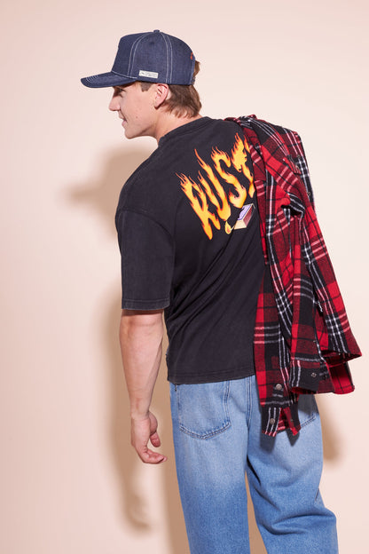 Remera On Fire Black
