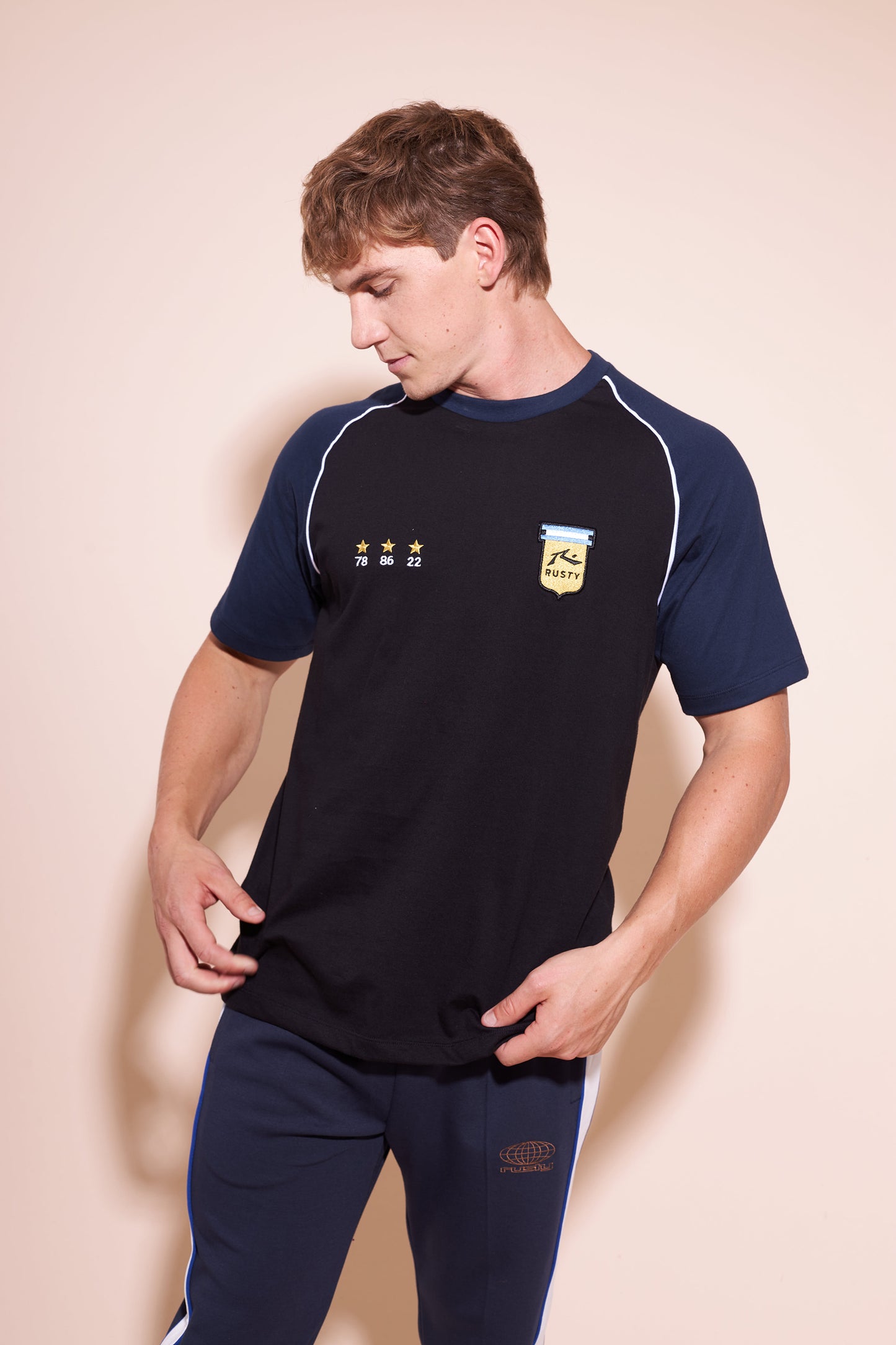 Remera Sean Eternos Negro 2