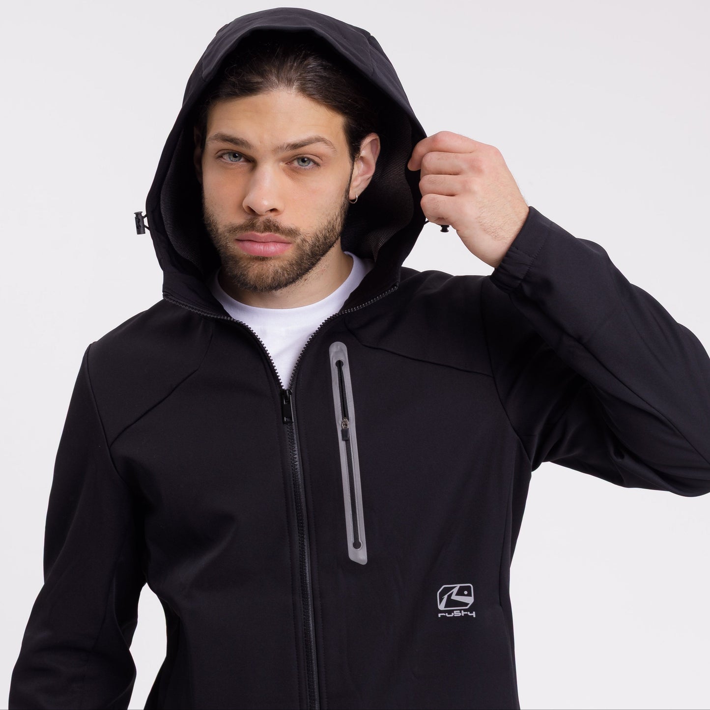 Campera Liviana Requiem Softshell Black