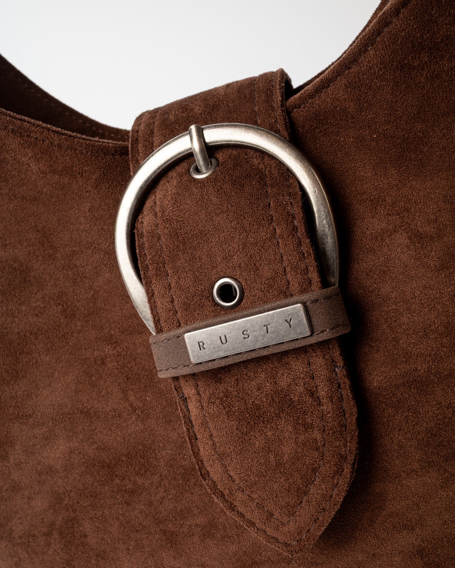 Cartera Rodeo Suede Shoulder Bag Pinecone