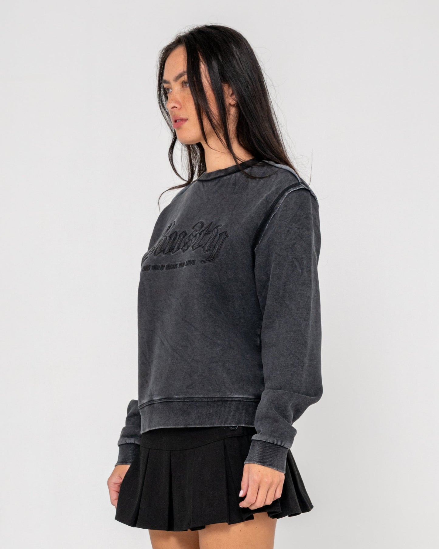 Buzo Roxanne Oversized Neck Washed Black