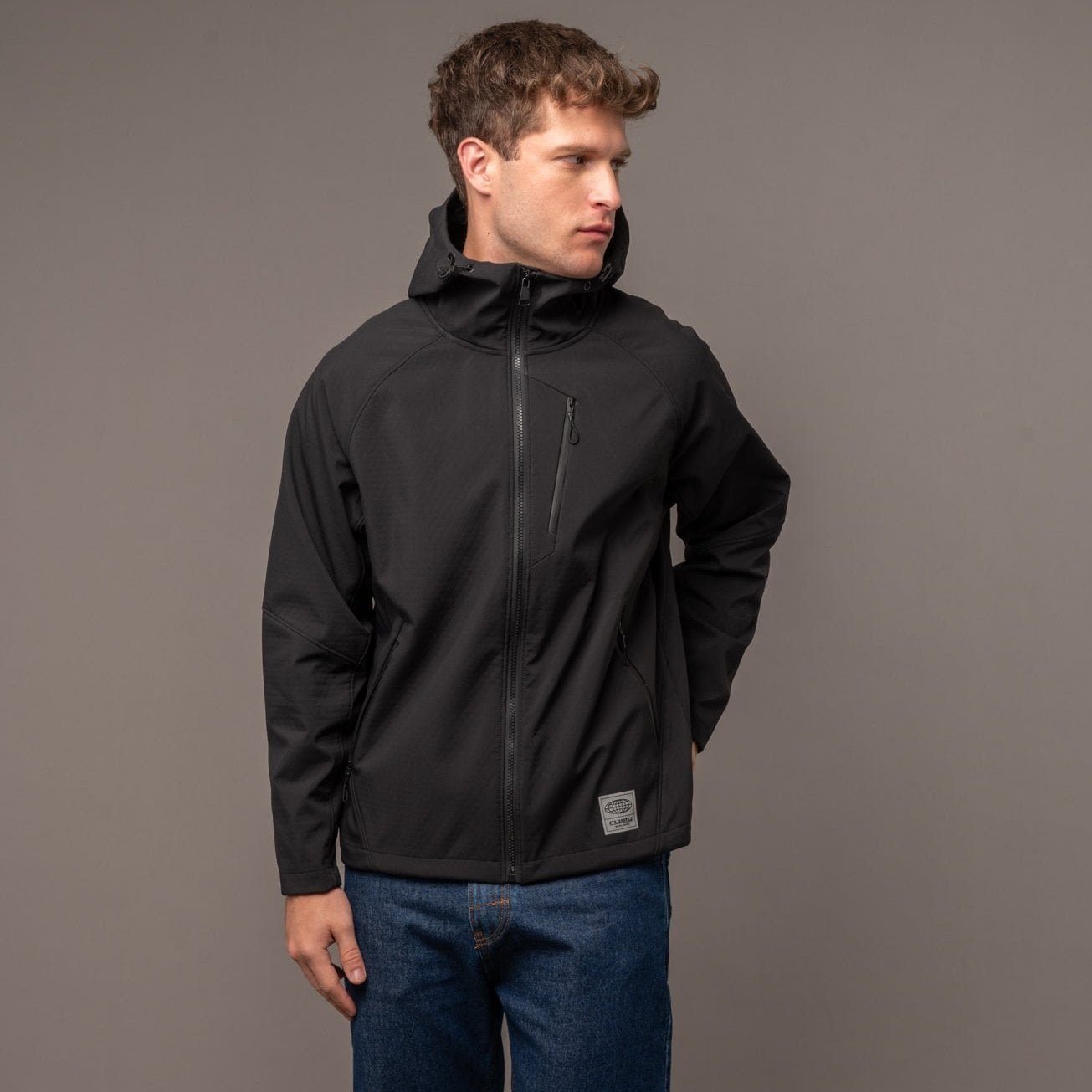 Campera Liviana Sofshell Voyage Black