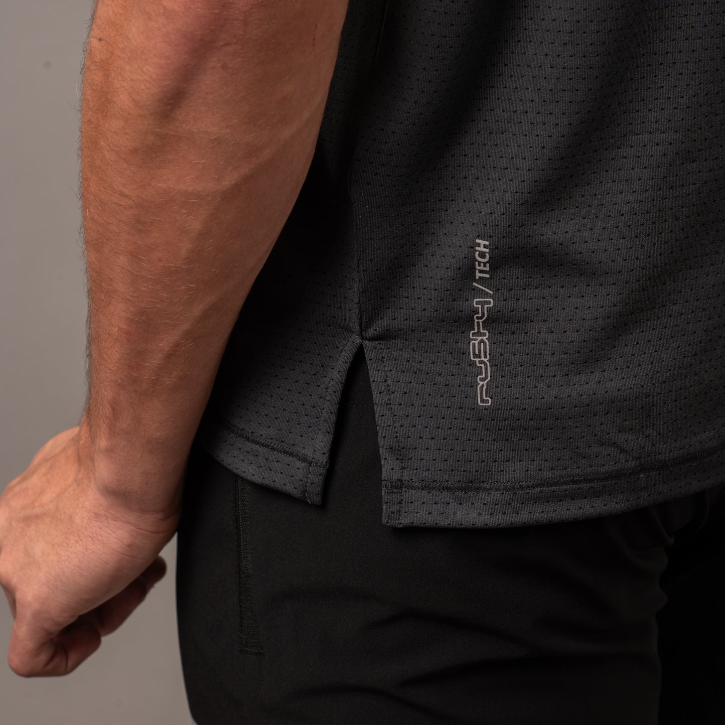 Remera Furry Sport Carbon