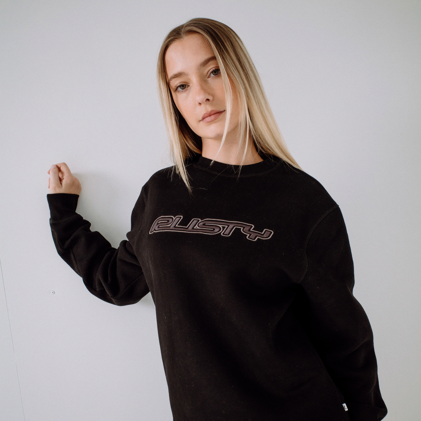Buzo R Essential l Oversized Black