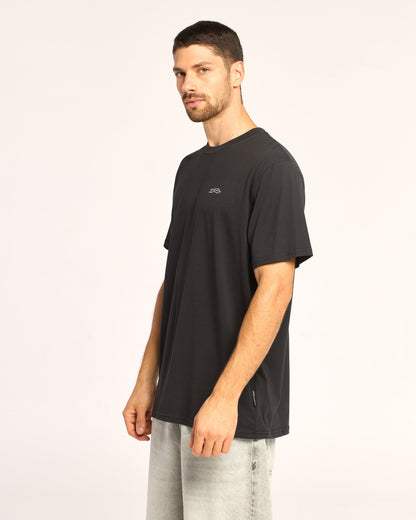 Remera Mystic Black Ash