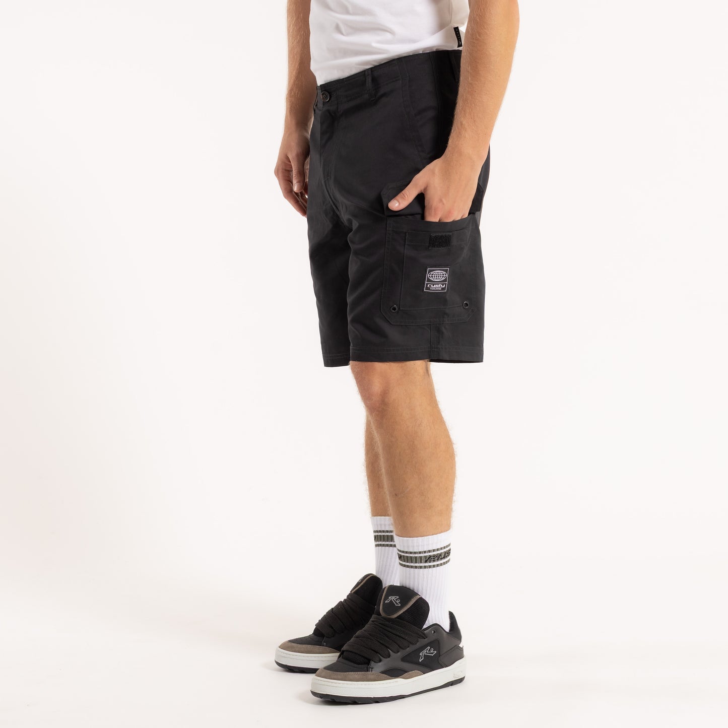 Bermuda Gabardina/Otros Oklas Black