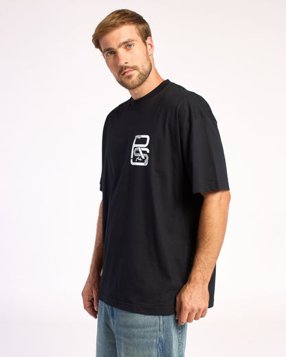 Remera Snakers Ov Black