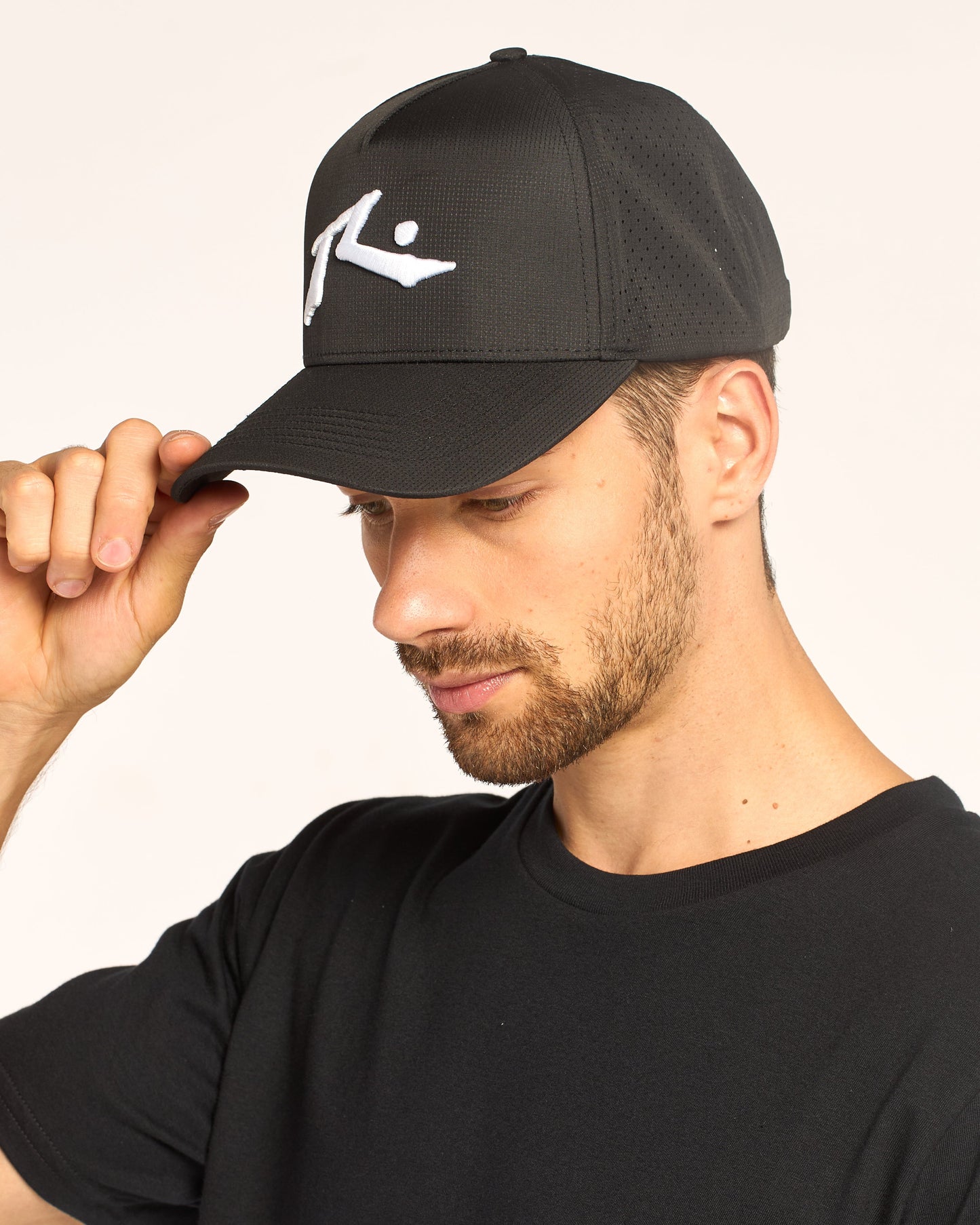 Gorra Rusty Anchor Trucker Negra