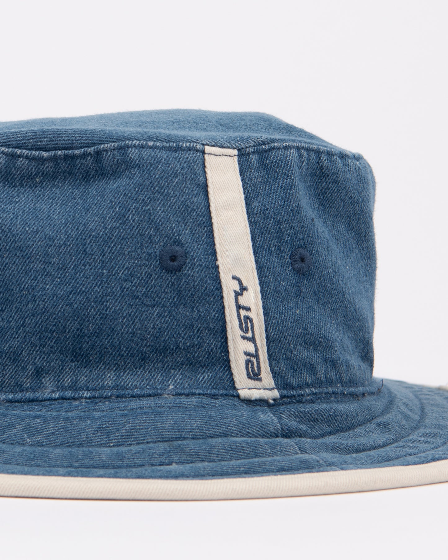 Piluso Retro Sport Reversible Bucket Hat* Oatmeal