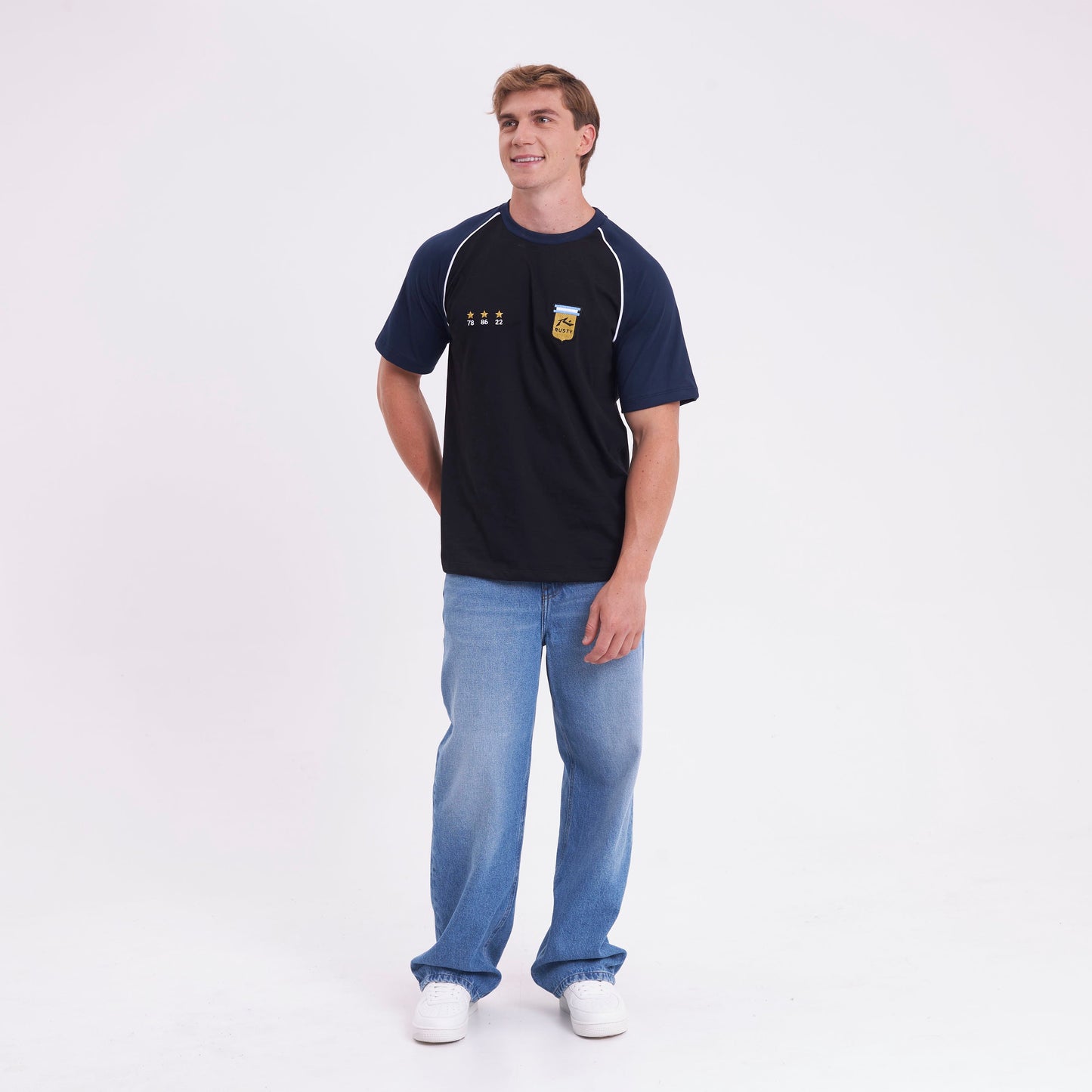 Remera Sean Eternos Negro 2