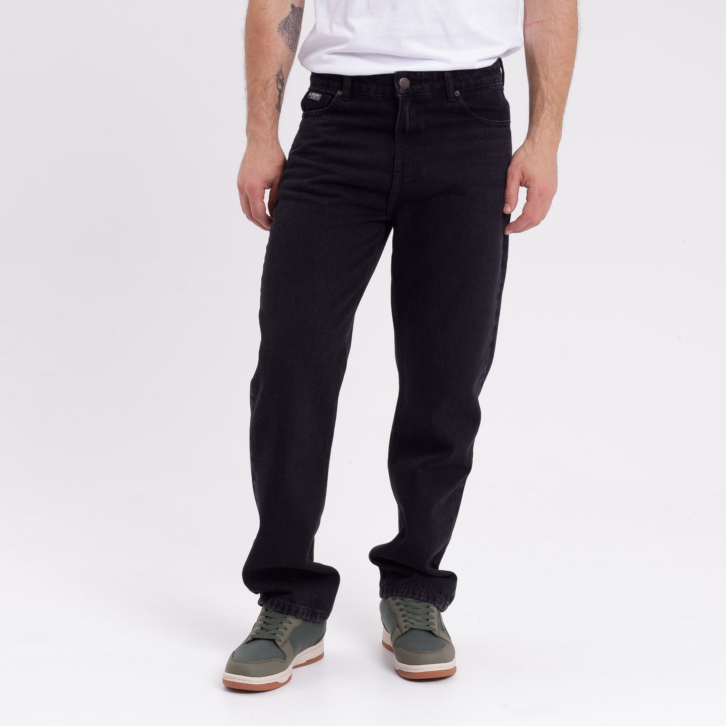 Jean Steven 4 Black