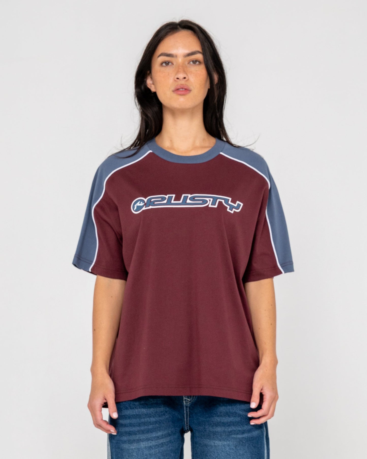 Remera Timmy Target Oversize Cranberry
