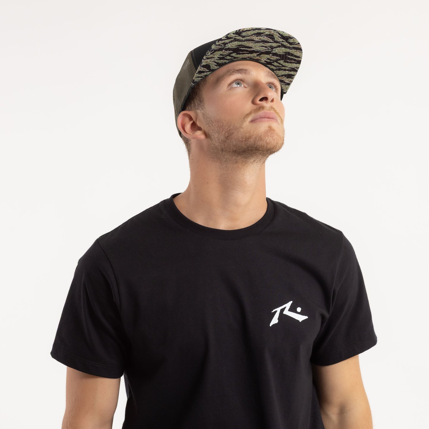 Gorra Tua Black Camo