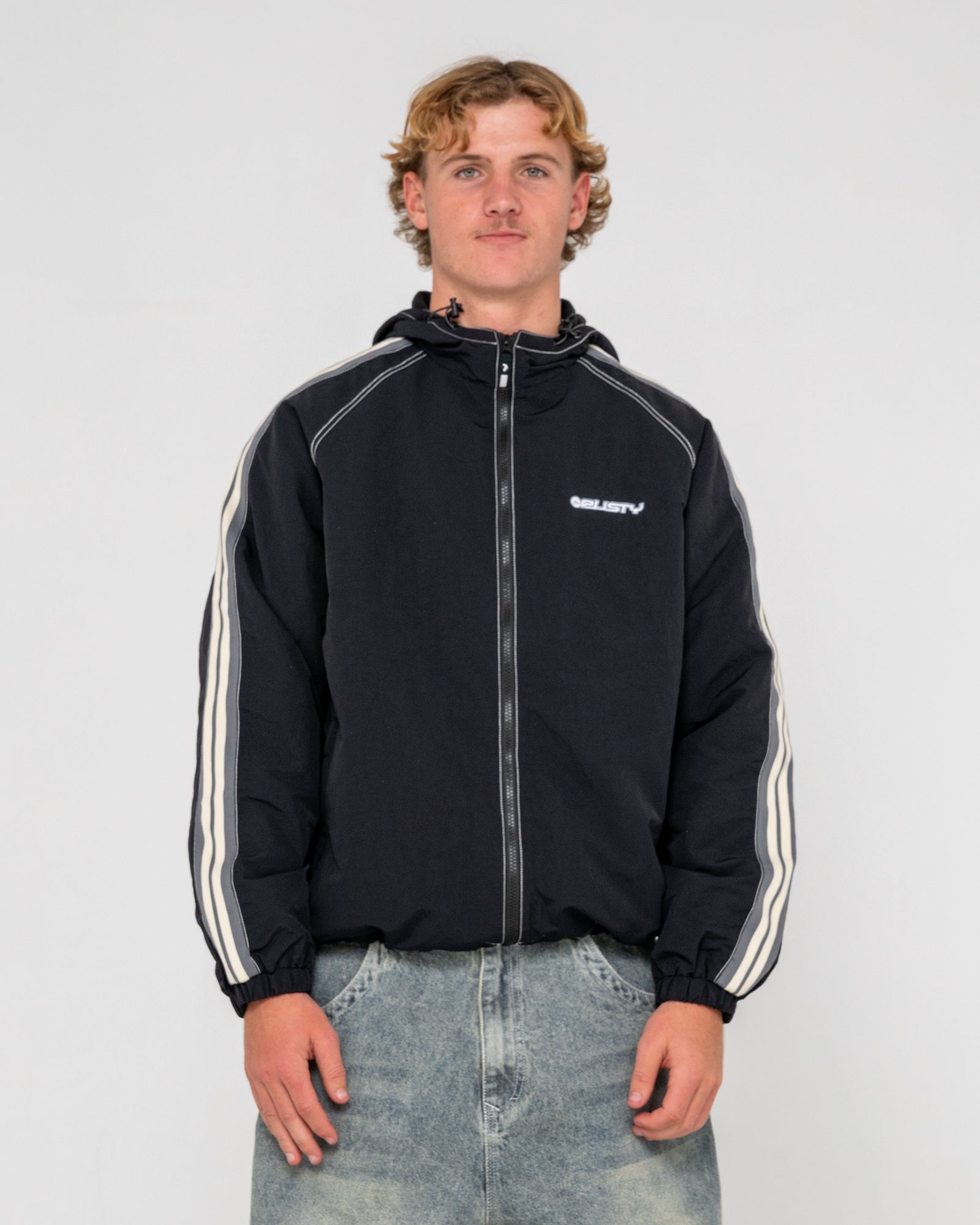 Campera Abrigo Lock Out Hooded Black