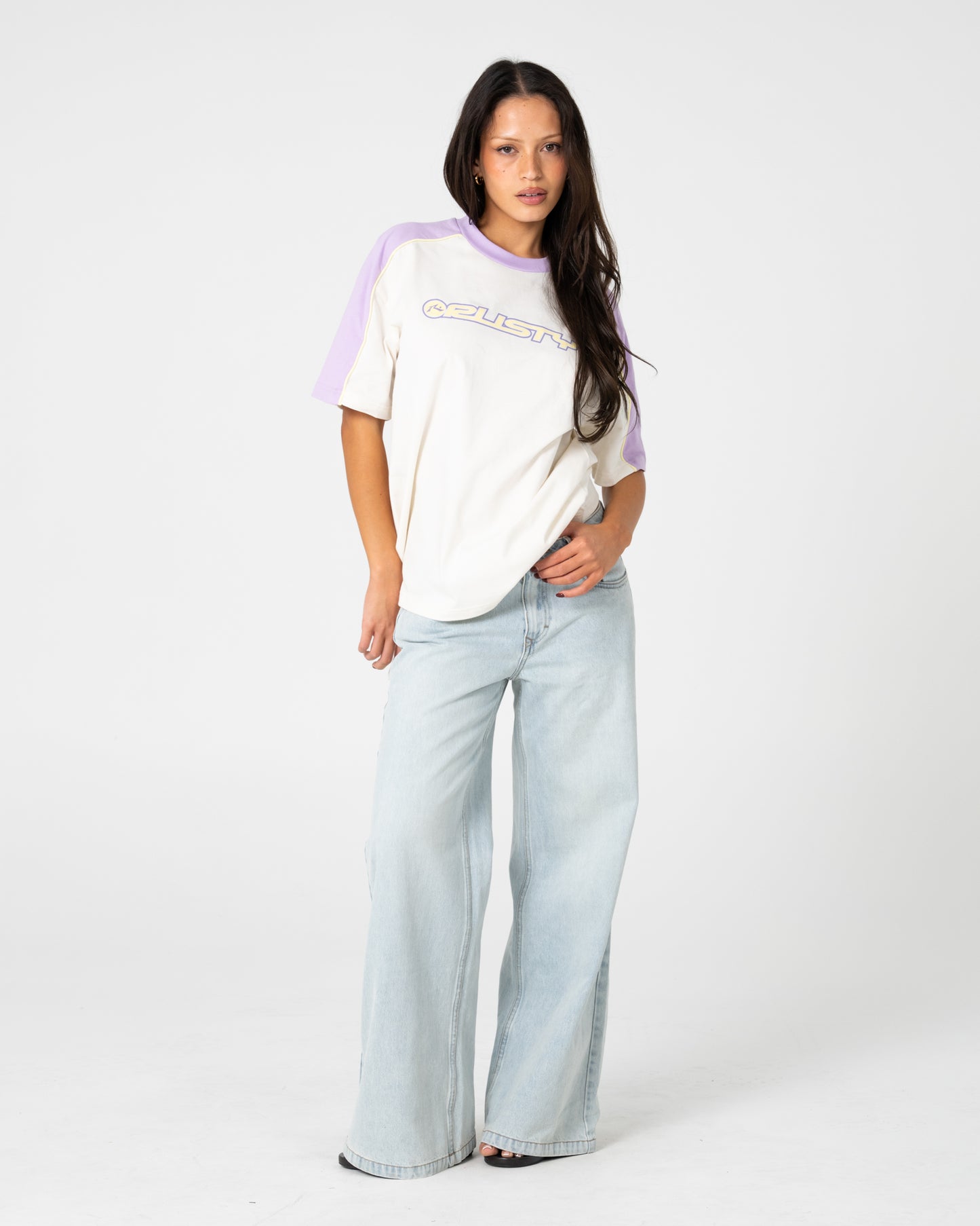 Remera Timmy Target 220 Oversize Cream/Mulberry Purple